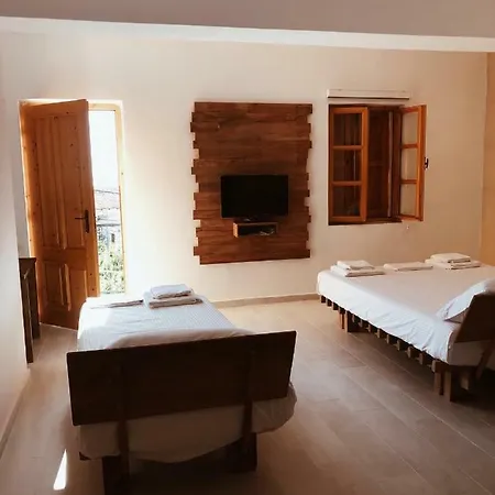 Hotel Old Town *